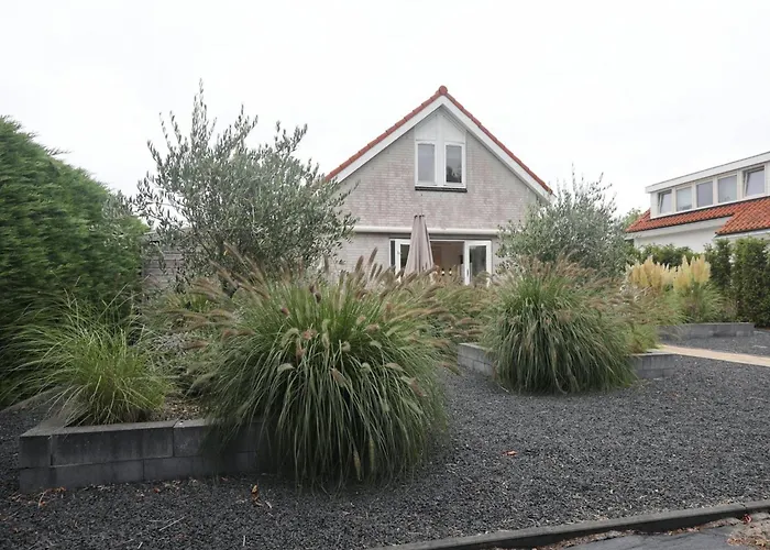 Сasa de vacaciones De Witte Raaf