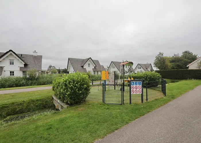 Сasa de vacaciones De Witte Raaf *