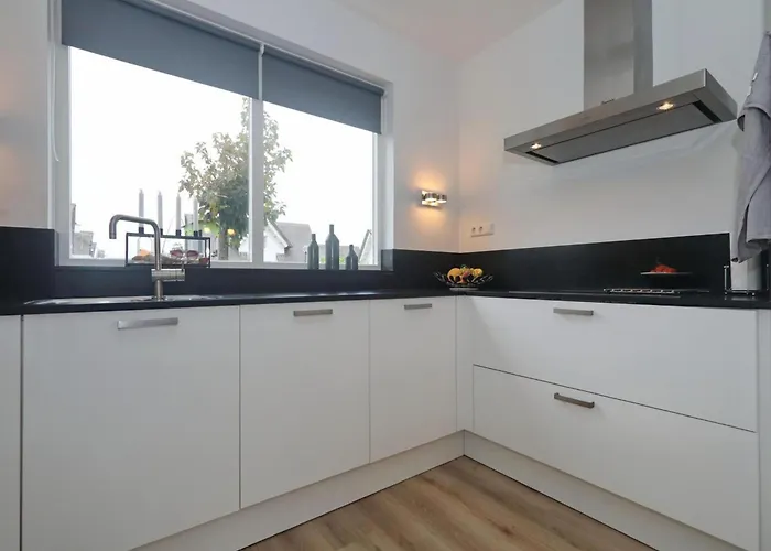 De Witte Raaf ノールトウェイク